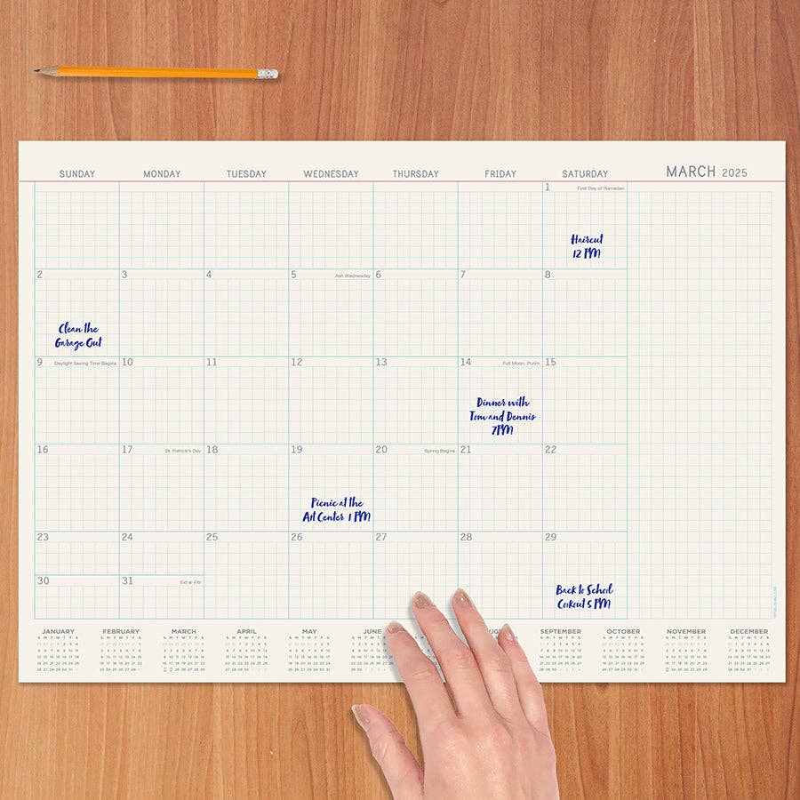 2025 Vintage Professional Medium Desk Pad Monthly Blotter Calendar